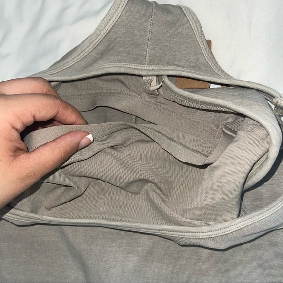 SKIMS STONE OUTDOOR MID THIGH BODYSUIT/ ONESIE - Picture 5 of 9